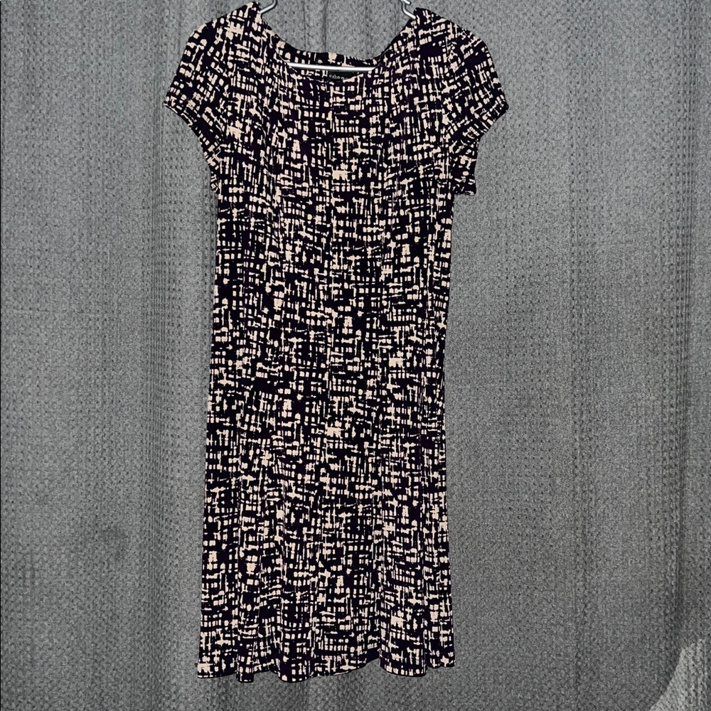 Connected Apparel eggplant and Cream Patterned Dress
